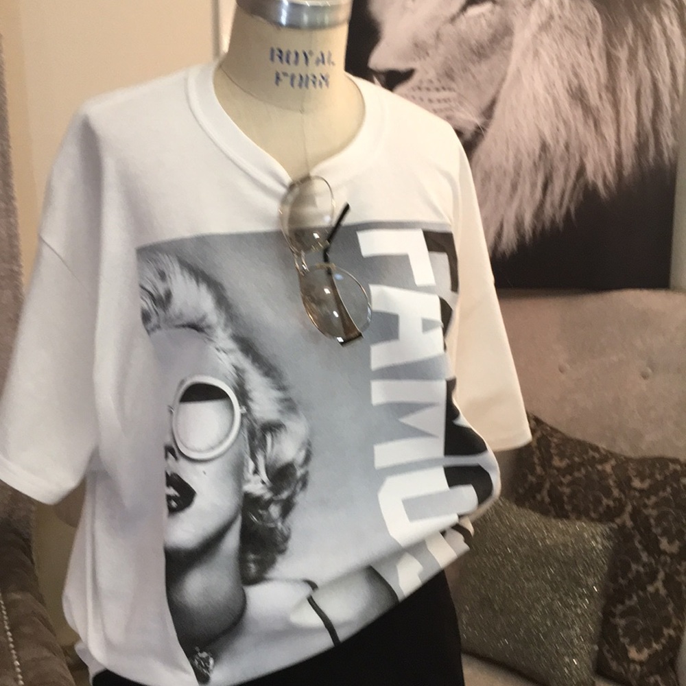 Black and White Marilyn Monroe Tee - Picture 7 of 8